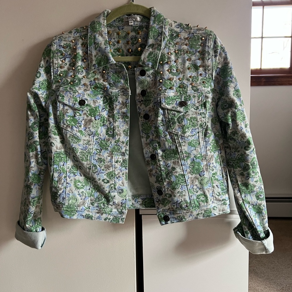 Jean jacket NWOT - Picture 2 of 3